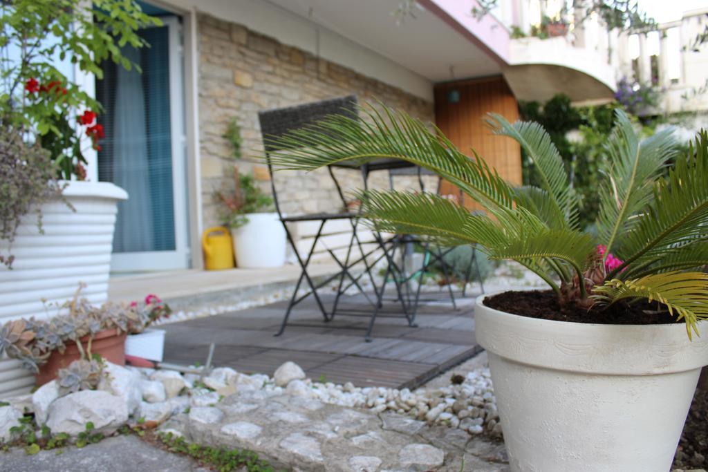 Apartment Nela And Vito Split Exterior foto