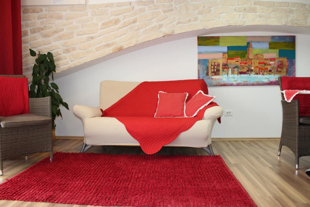 Apartment Nela And Vito Split Habitación foto